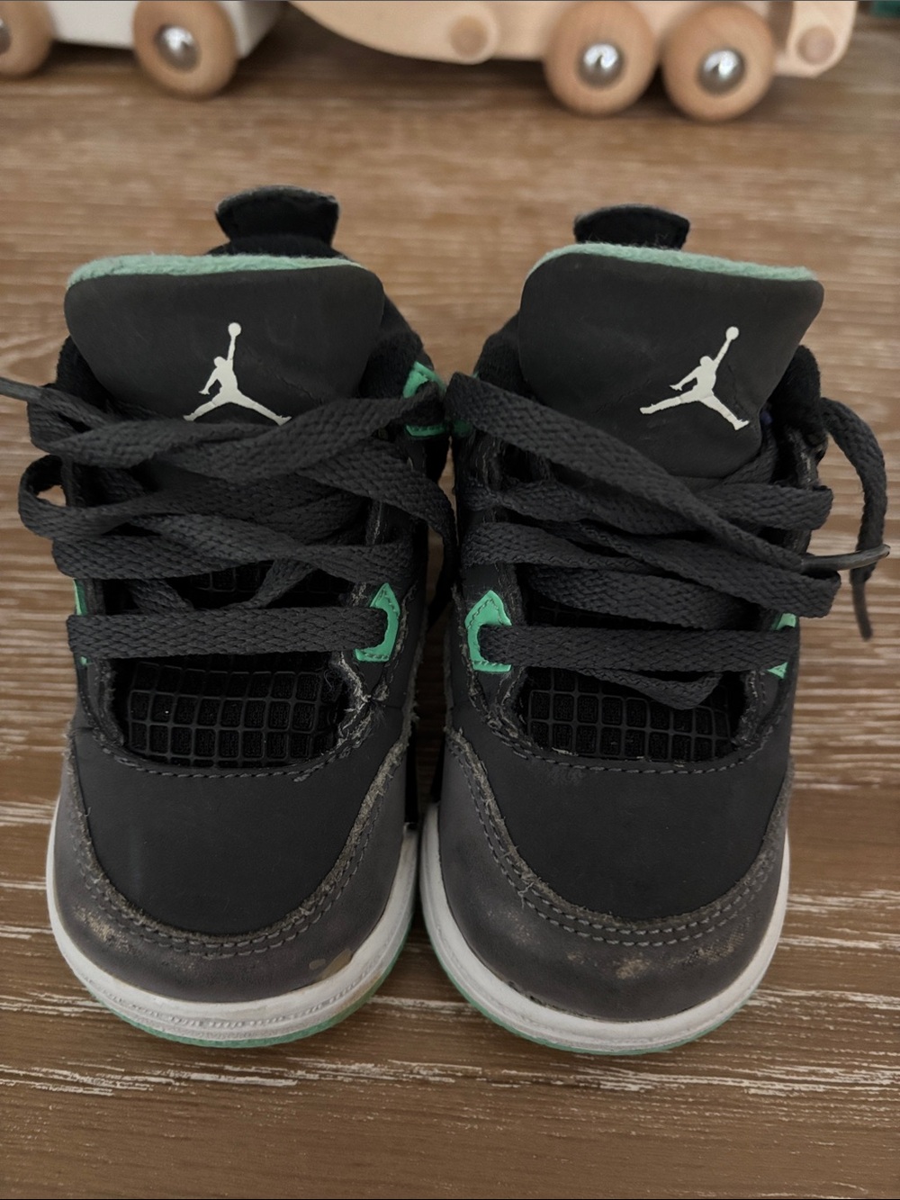 Jordan Kids Black and Green Retro Sneaker